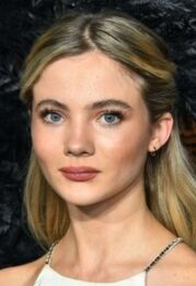 Freya Allan