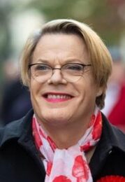 Suzy Eddie Izzard