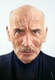 Tuncel Kurtiz