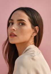 Adria Arjona