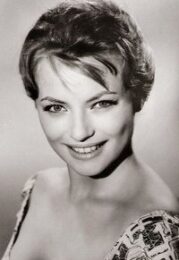 Karin Baal