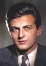 Müşfik Kenter
