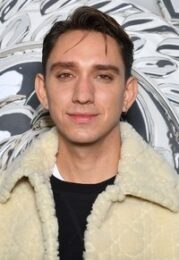 Oliver Sim