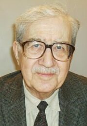 Turgut Özakman
