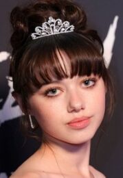 Violet McGraw